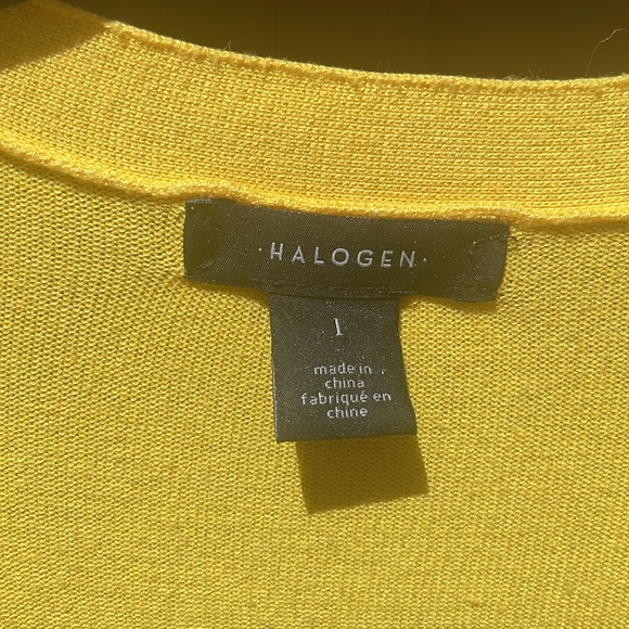 Women’s Cardigan - Picture 2 of 2